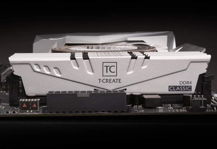 Team T-CREATE CLASSIC 10L 16GB (2x8GB) DDR4 2666 CL19