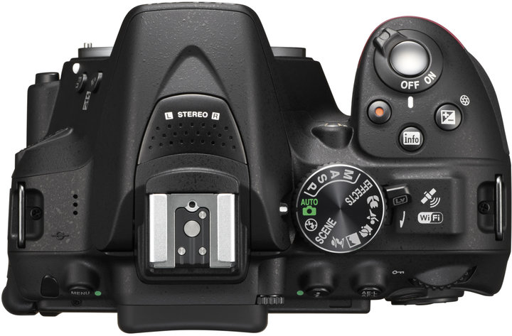 Nikon D5300 + 18-55mm VR_1309106369