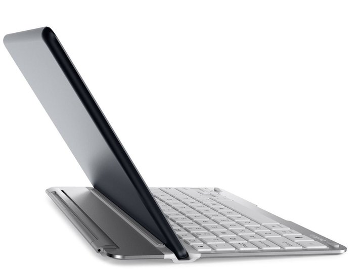 Belkin pouzdro Thin s klávesnicí pro iPad Air, bílá UK_1144928229