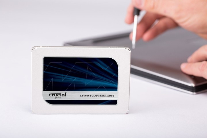 Crucial MX500, 2,5" - 250GB