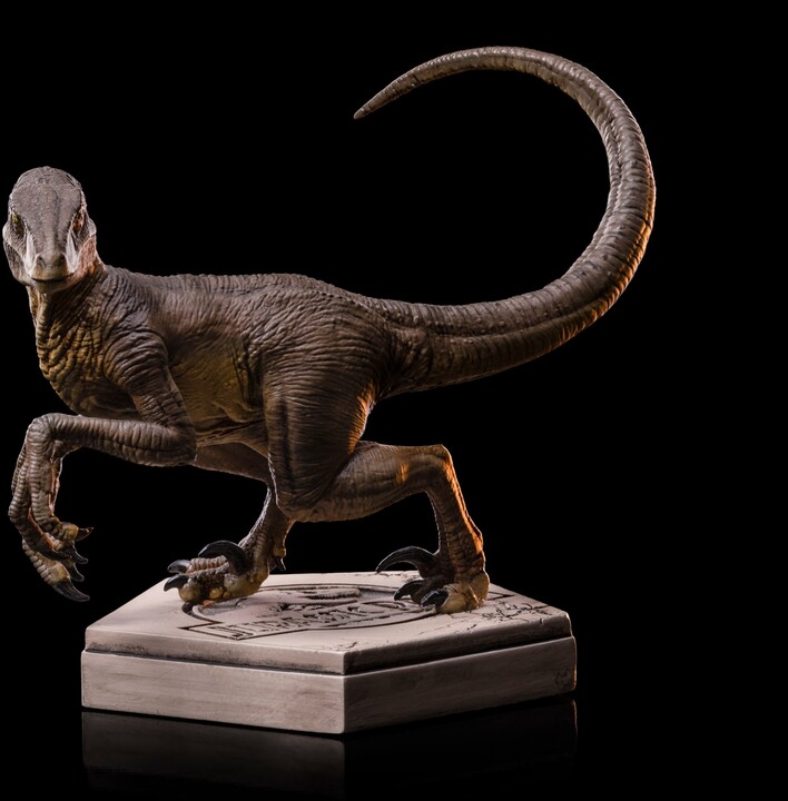 Figurka Iron Studios Jurassic Park - Velociraptor C - Icons_1891665439