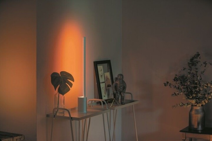 Philips stolní lampa Hue Signe, LED, RGB, 32W, hliník - 2. generace s BT_461052971