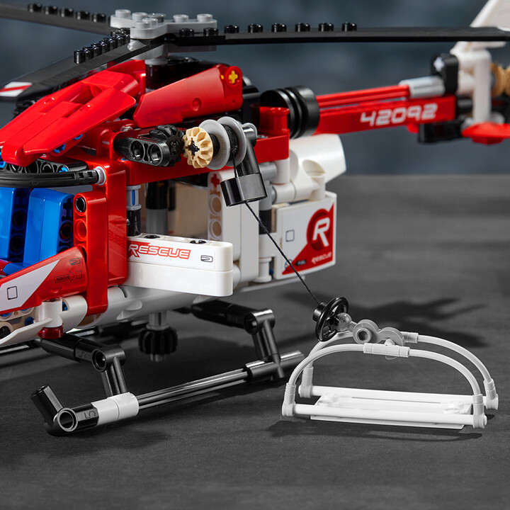 LEGO® Technic 42092 Záchranářský vrtulník_1054548929