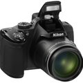 Devět jarních novinek mezi kompakty Nikon
