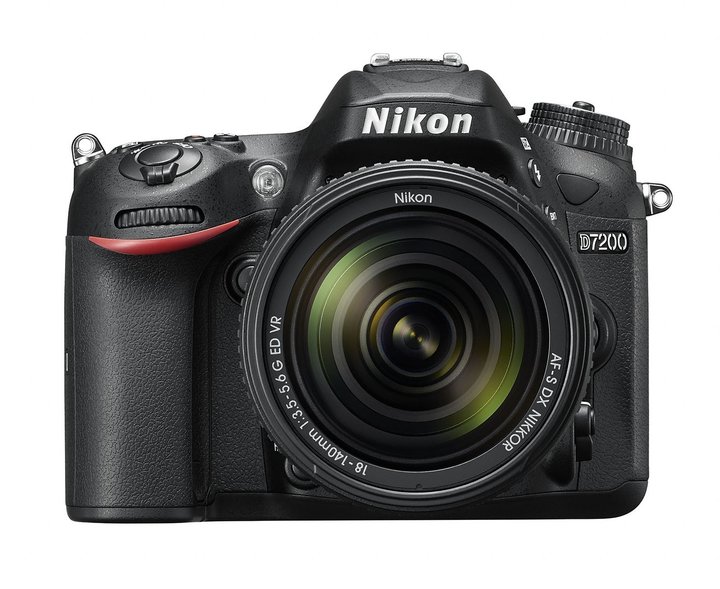 Nikon D7200 + 18-140 AF-S DX VR_367193115