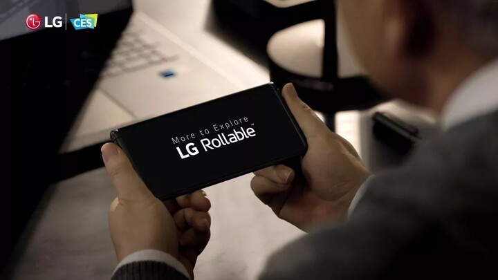 CES 2021: Takhle vypadá rolovací smartphone od LG. Prodávat se bude ještě letos