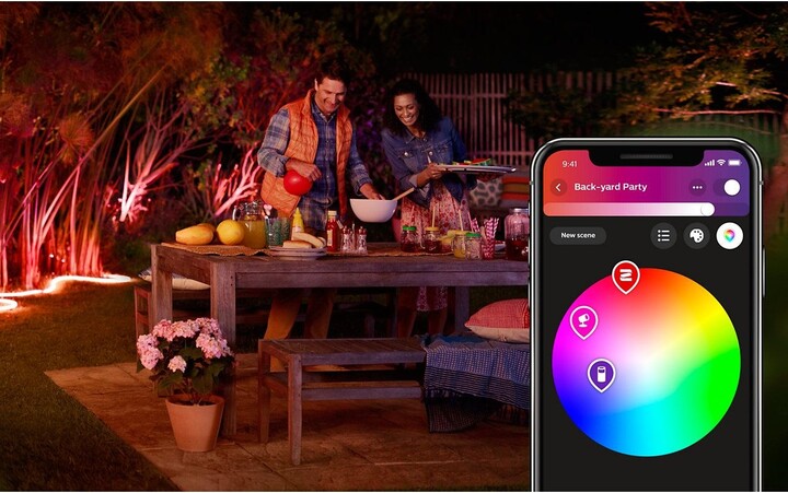 Philips Hue Venkovní LED pásek 2m White and Color Ambiance + adaptér_1959936479