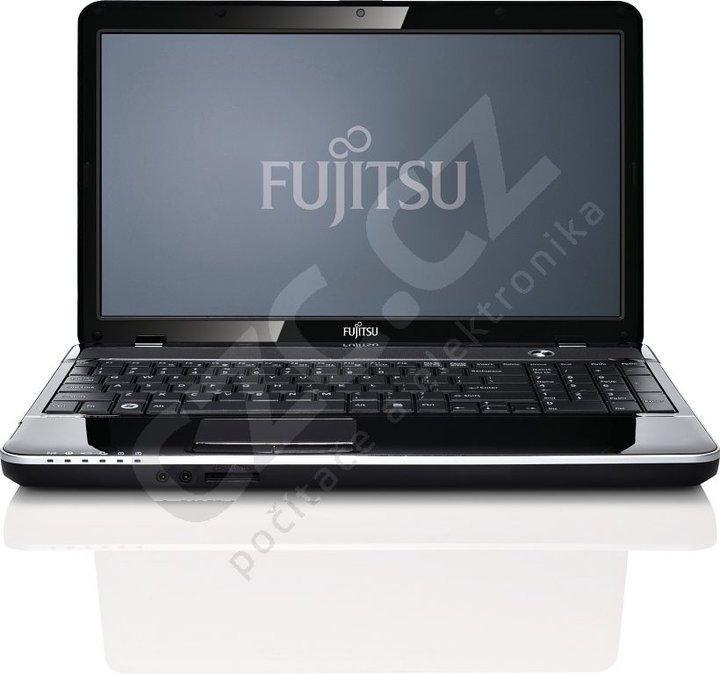 Fujitsu Lifebook AH531, černá_1533029391