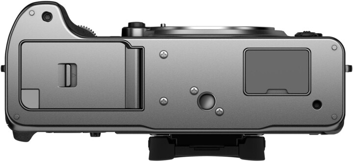 Fujifilm X-T4 + XF16-80mm, stříbrná_1894705140