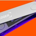Ledger Nano X Cosmic Purple, hardwarová peněženka na kryptoměny_1636018048