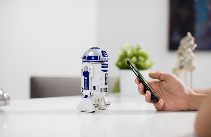 Sphero R2-D2 App-Enabled Droid_1167329401