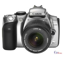Canon Digital EOS 300D + objektiv EF-S 18-55mm f/3.5-5.6_1112729274
