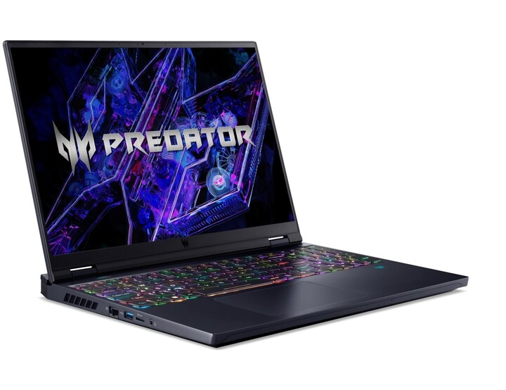 Acer Predator Helios 16 (PH16-72), černá_1280355274