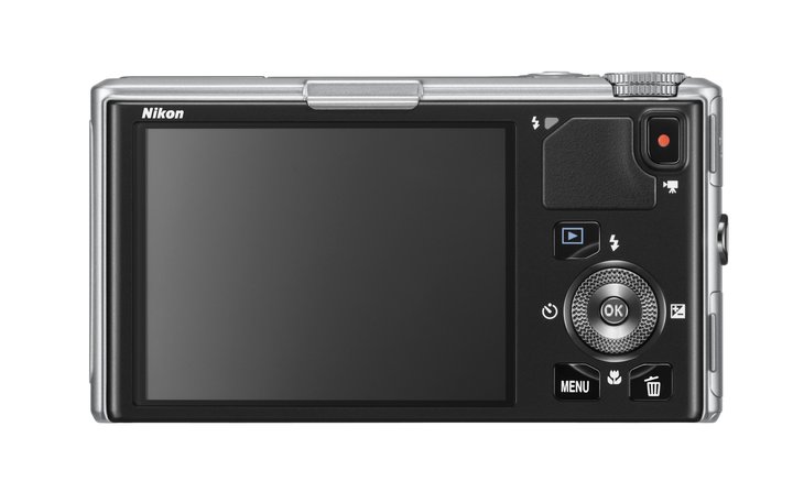 Nikon Coolpix S9500, stříbrná_768191230