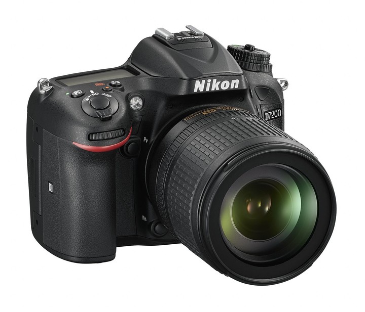 Nikon D7200 + 18-105 AF-S DX VR_224130570