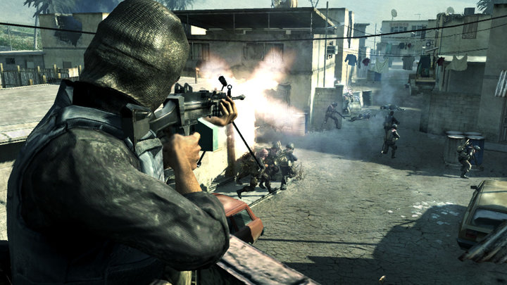 Call of Duty 4: Modern Warfare (Xbox 360)_64718282