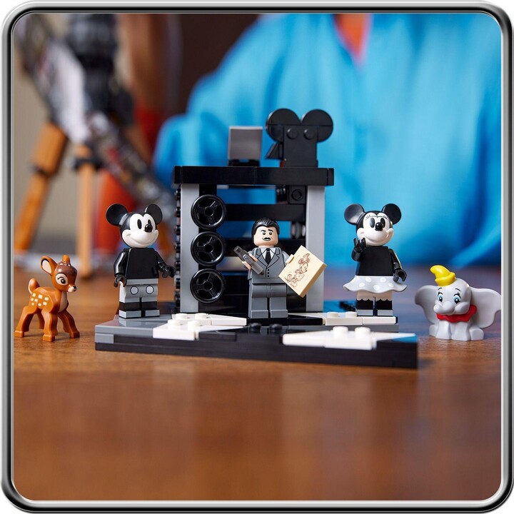LEGO® I Disney™ 43230 Kamera na počest Walta Disneyho_1478710195