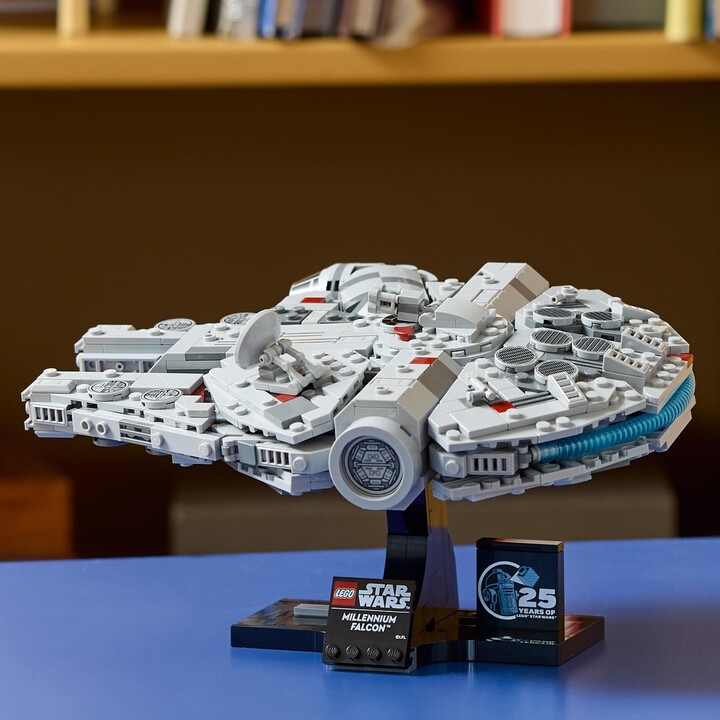 LEGO® Star Wars™ 75375 Millennium falcon_1301543170