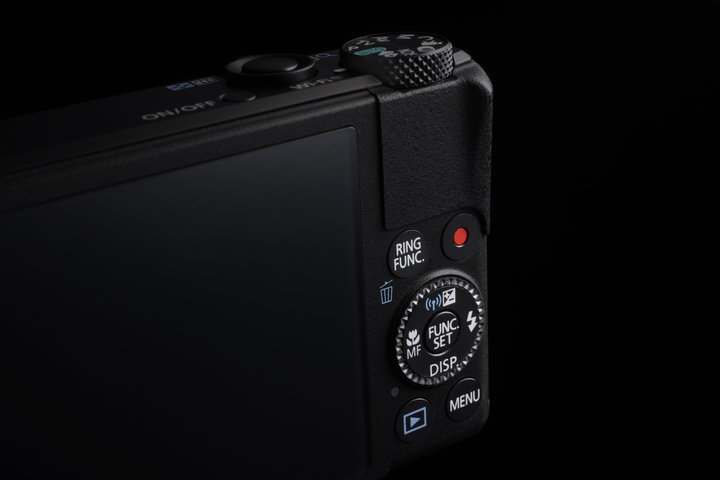 Canon PowerShot S110, černá_246250926