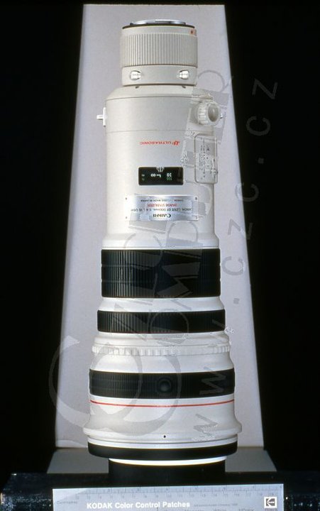 Canon EF 500mm f/4 L IS USM_2020153477