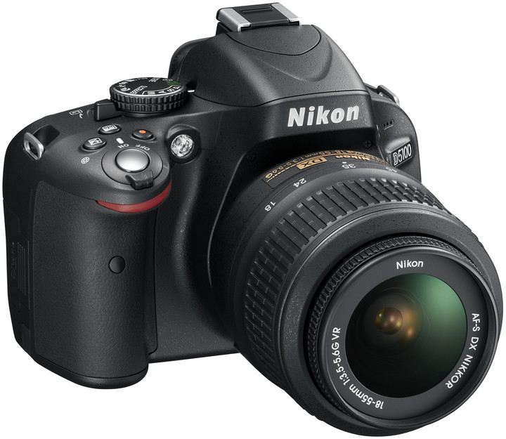 Nikon D5100 + objektiv 18-55 II AF-S DX_2135789211