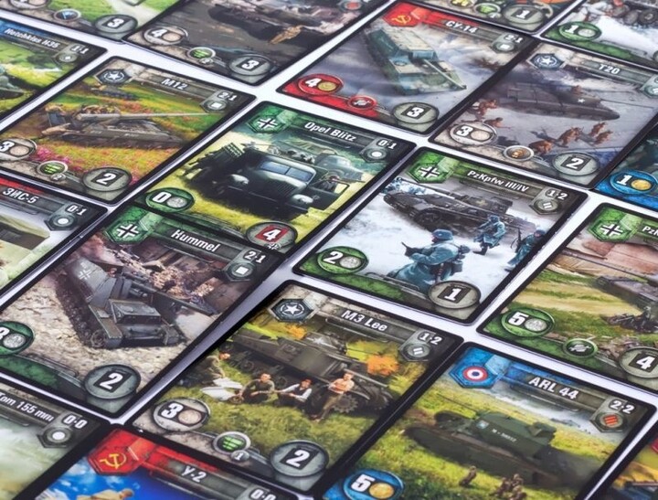 Společenská hra World of Tanks: Rush, karetní hra v hodnotě 549Kč_281614262