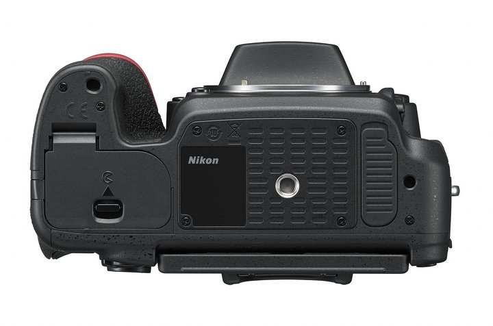 Nikon D750, tělo_1340460045