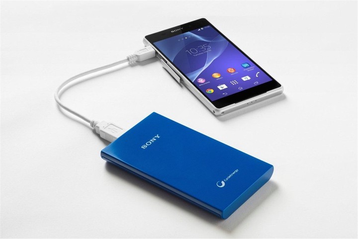 Sony CP-V5 přenosný zdroj USB, 5000mAh, modrá_732399045