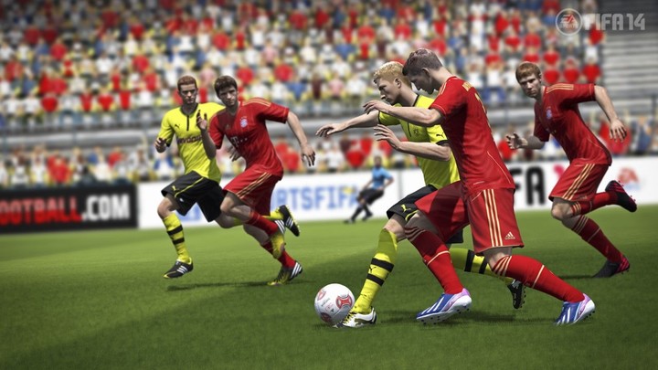 FIFA 14 Ultimate Edition (Xbox 360)_724189322