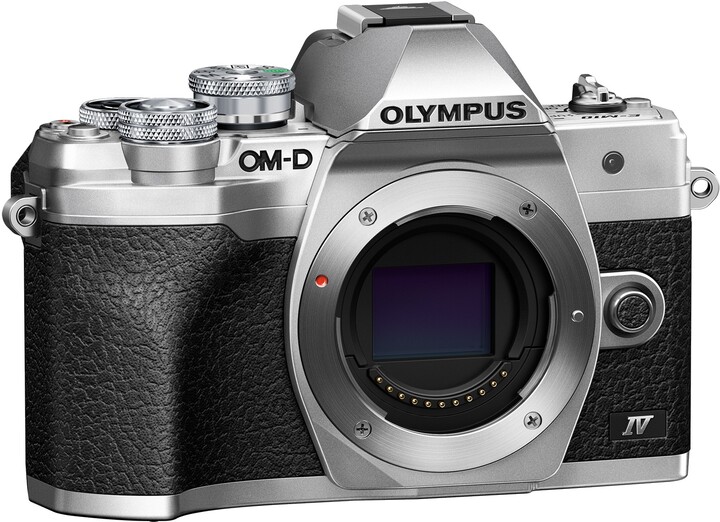 Olympus E-M10 Mark IV 1442 EZ Kit, stříbrná_79348507