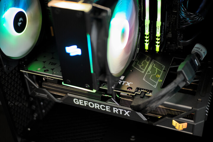 CZC.Gaming Paladin GC134, CS2 Reflex Edition_1639323426