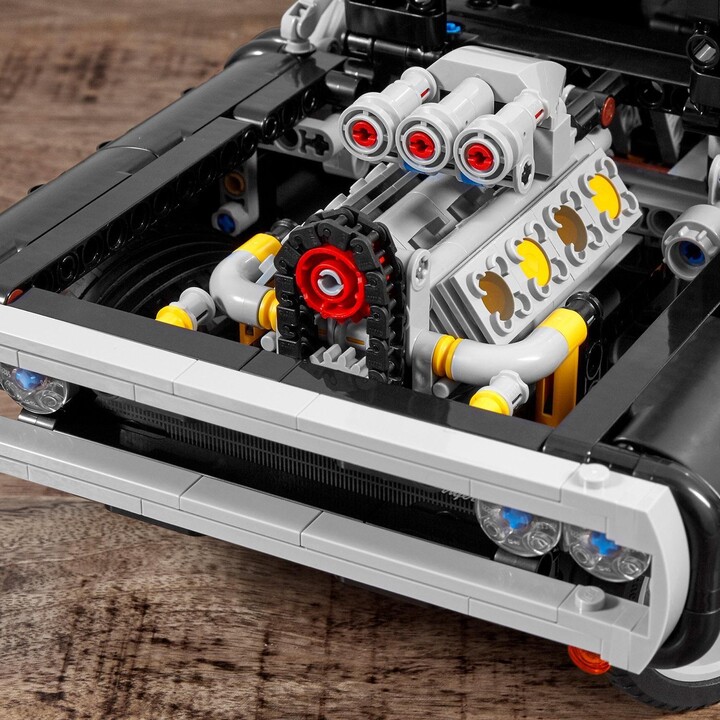 LEGO® Technic 42111 Domův Dodge Charger_1511973821
