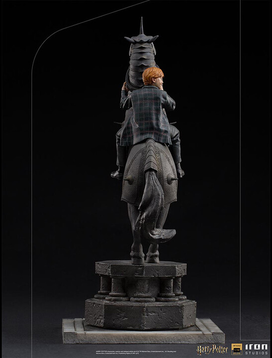 Figurka Iron Studios Harry Potter - Ron Weasley at the Wizard Chess Deluxe Art Scale, 1/10_2007089631