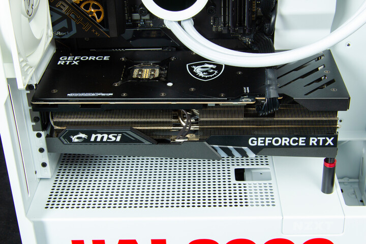 HAL3000 MČR 2023 (Intel), bílá_1945585877