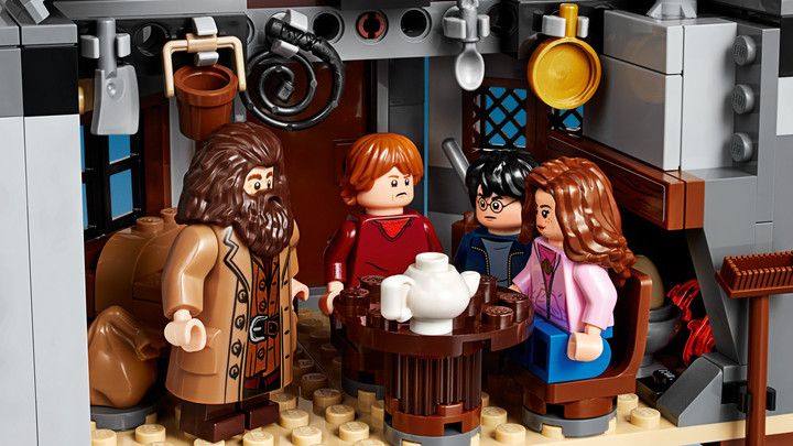 LEGO® Harry Potter 75947 Hagridova bouda: Záchrana Klofana_1875932799