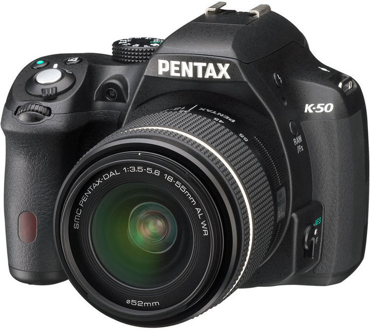 Pentax K-50, černá + DAL 18-55mm WR + DAL 50-200mm WR_1354758085