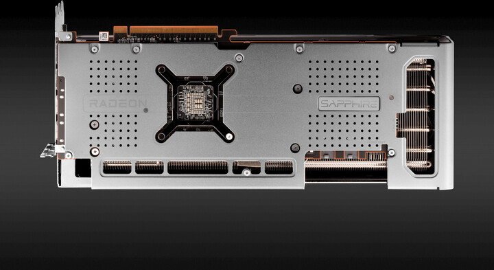 Sapphire NITRO+ AMD Radeon RX 7700 XT GAMING 12G, 12GB GDDR6_776550558
