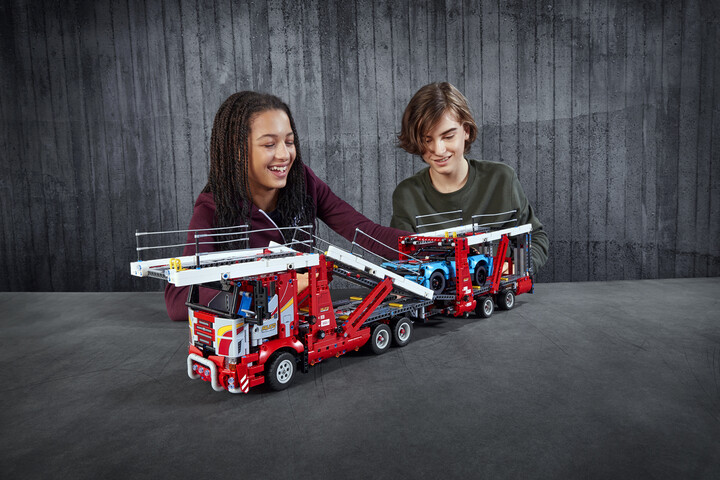 LEGO® Technic 42098 Kamion pro přepravu aut_1631910904
